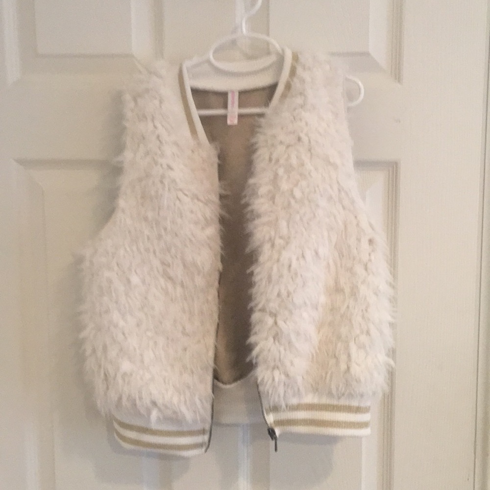 Girls vest